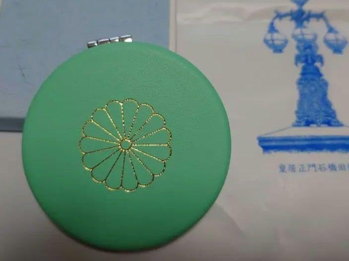 皇居 ケース ミラー 2点セット 皇居 ケース ミラー 2点セット Amazon